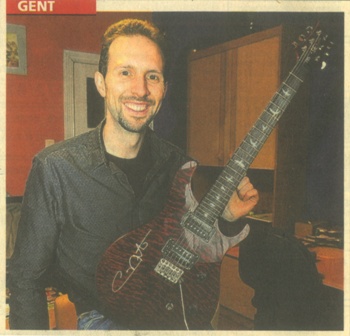 HLN regionaal GENT: Jeroen wint Santana-gitaar met solo op Radio 1