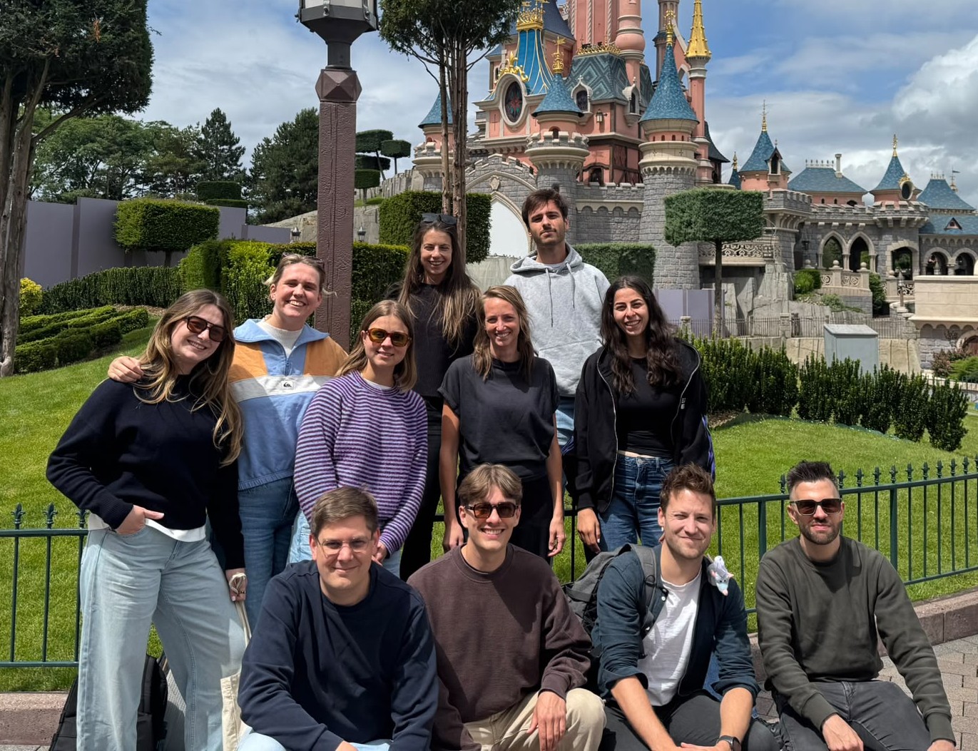Louise Devos, Liam D'hert, Morien El Haj, Victor Debruyne, Marthe Ysewijn, Eline Moens, Axana Dalle, Louis Lippens, Brecht Neyt, Shana Mertens, Stijn Baert, UGent@Work, Vakgroep Economie, Universiteit Gent
